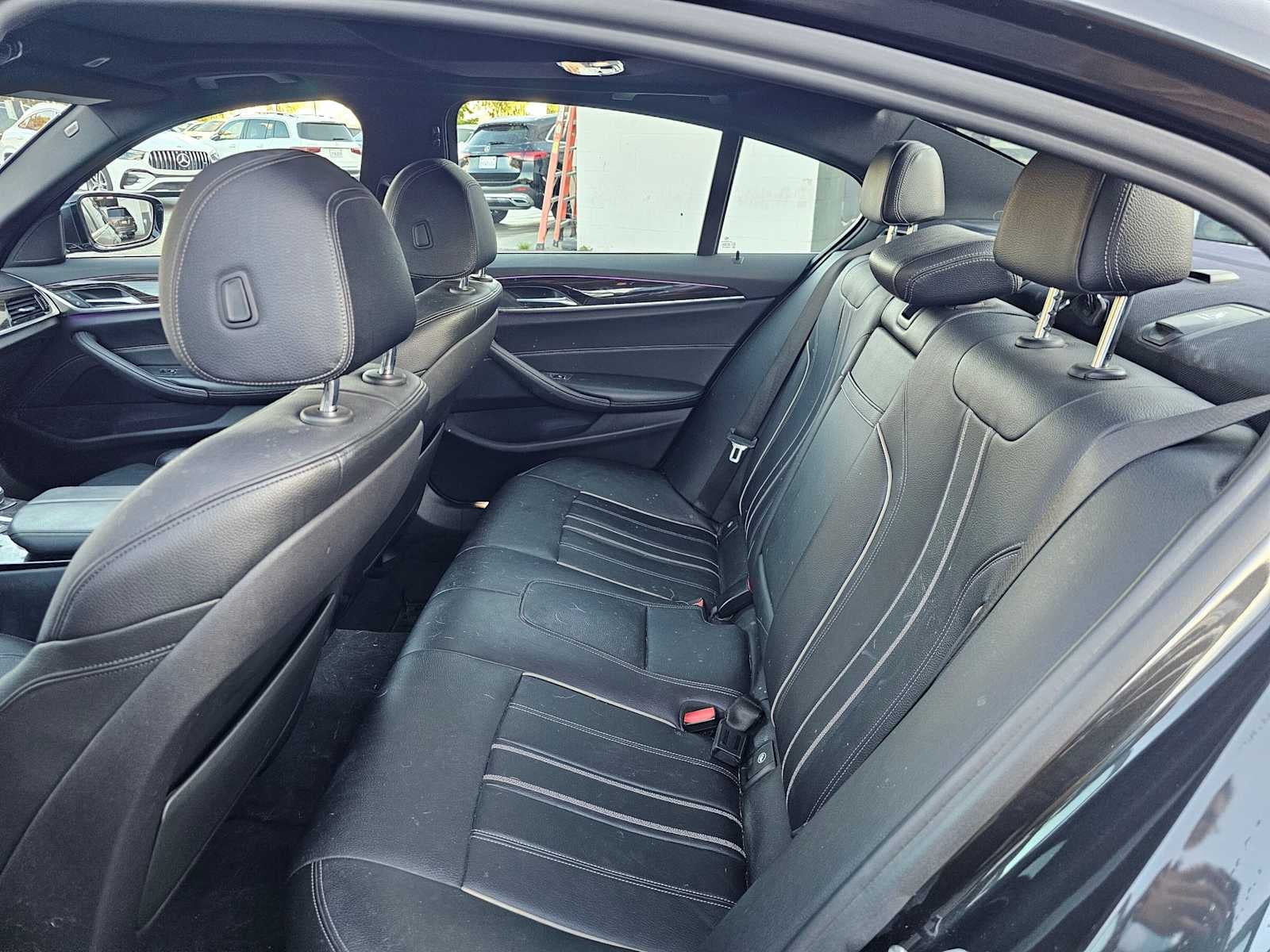 2018 BMW 540i 540i