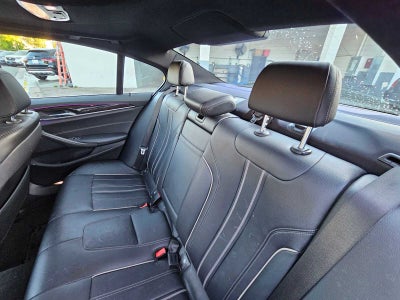 2018 BMW 540i 540i