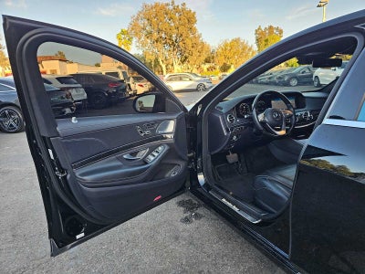 2020 Mercedes-Benz S 560 Sedan