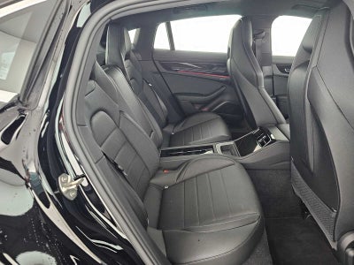 2026 Porsche Panamera 4