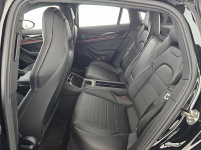 2026 Porsche Panamera 4