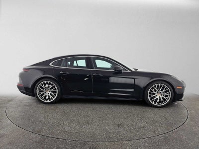 2026 Porsche Panamera 4