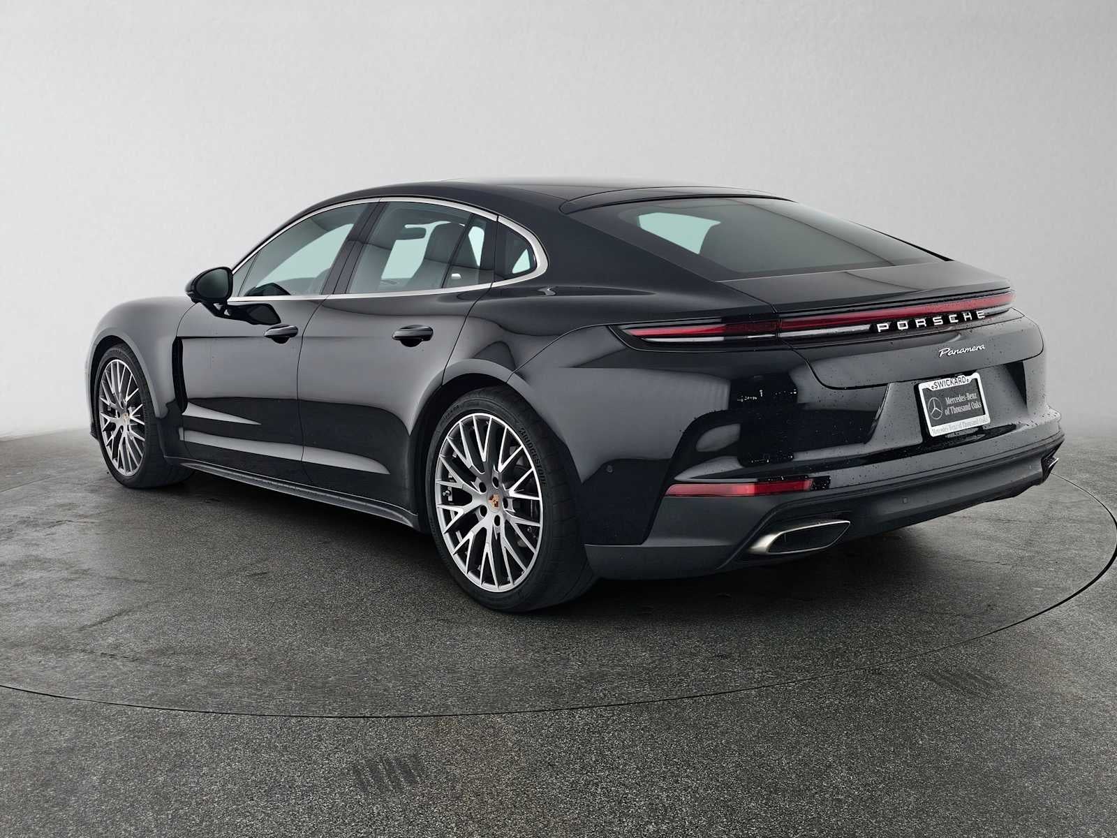 2026 Porsche Panamera 4
