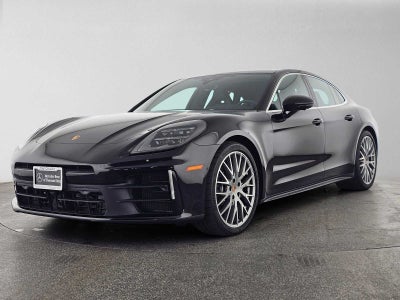 2026 Porsche Panamera 4
