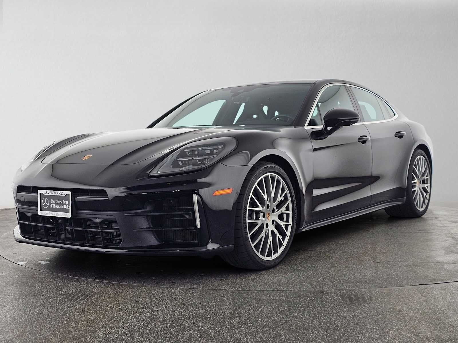 2026 Porsche Panamera 4