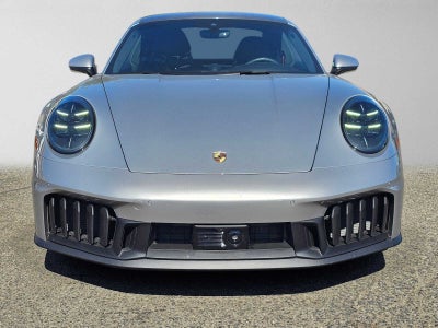 2025 Porsche 911 Carrera 4 GTS