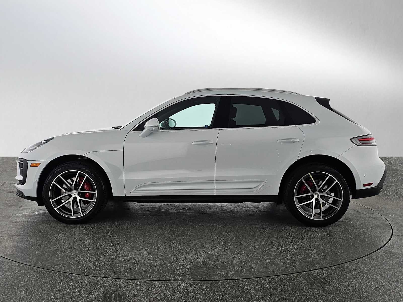 2024 Porsche Macan S