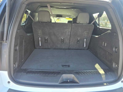 2024 GMC Yukon XL SLT