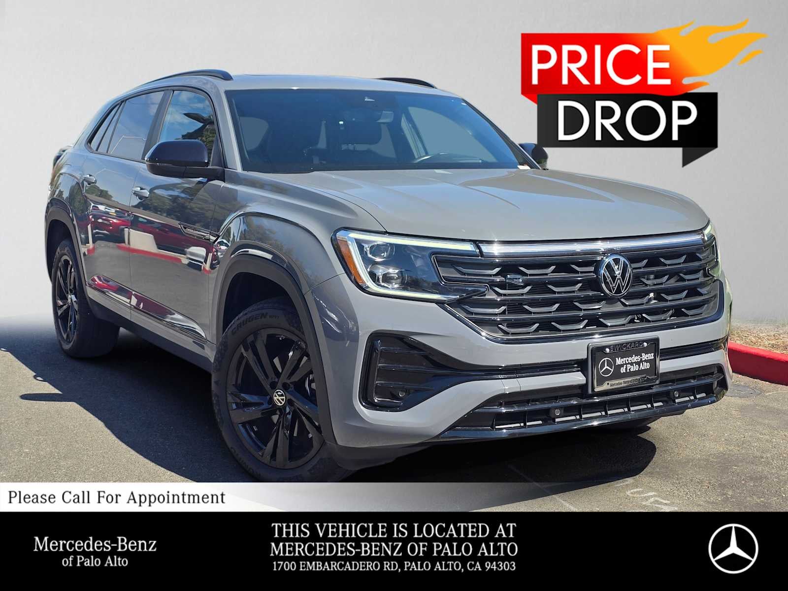 2025 Volkswagen Atlas Cross Sport 2.0T SEL R-Line Black