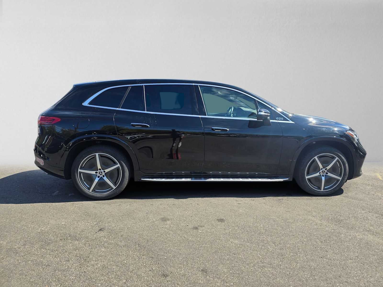 Certified 2024 Mercedes-Benz EQS SUV Base with VIN 4JGDM2DB1RA030785 for sale in Palo Alto, CA