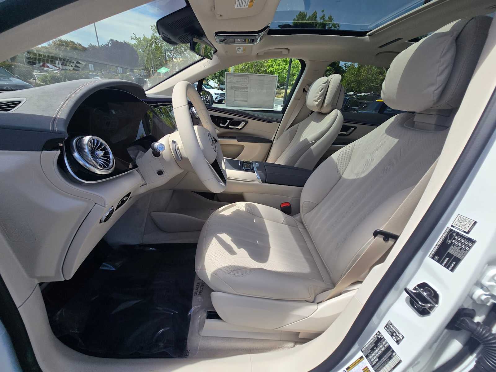 2026 Mercedes-Benz EQS 400 4MATIC® SUV