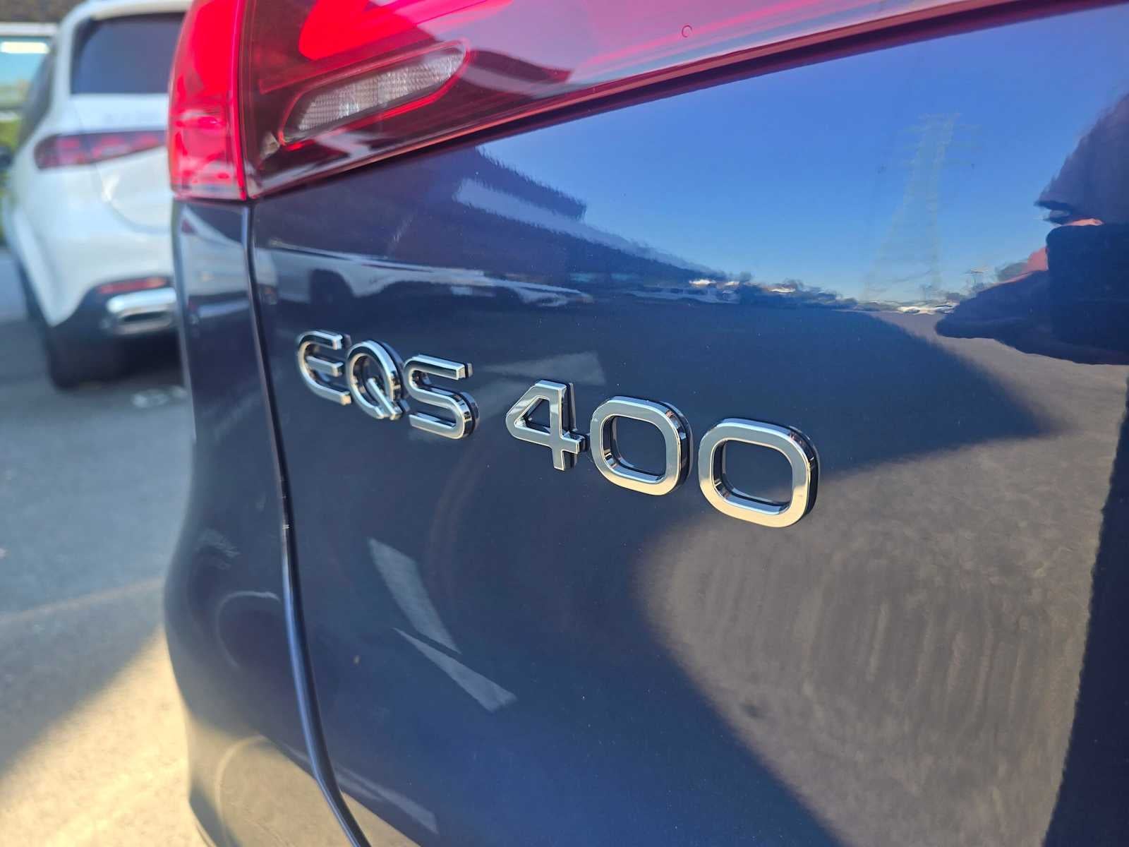 2027 Mercedes-Benz EQS 400 4MATIC® SUV