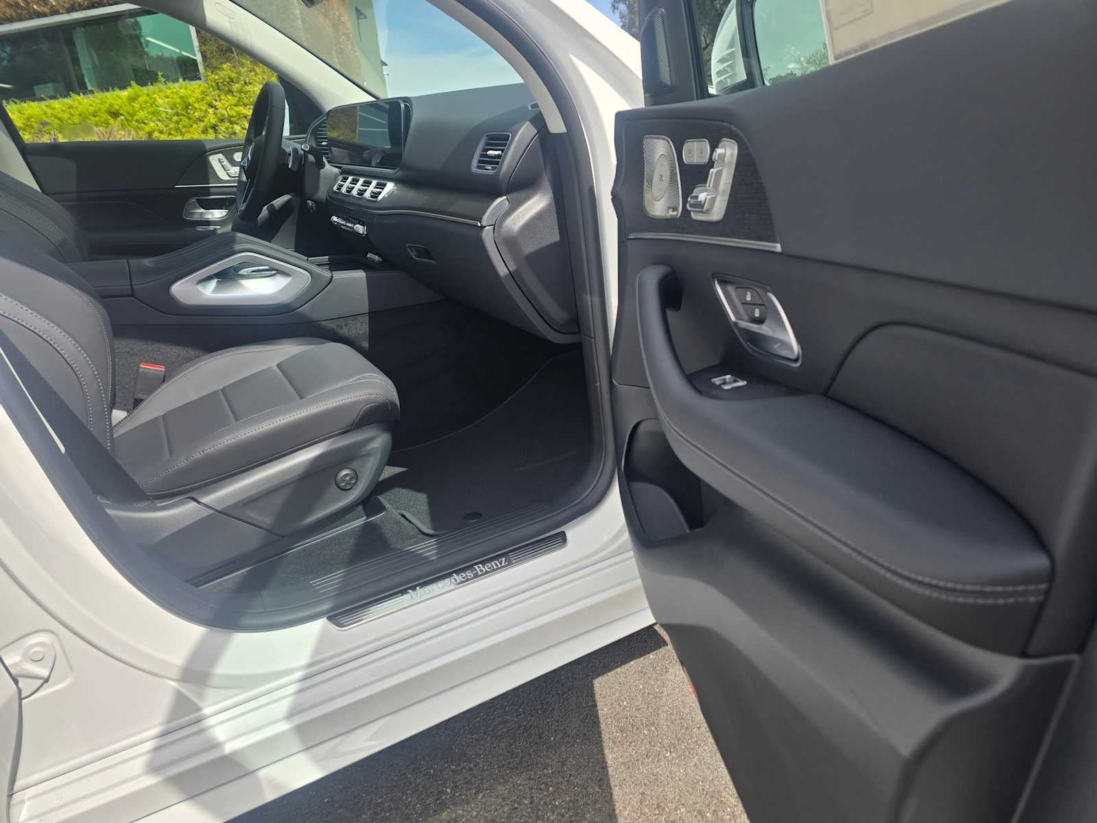 2026 Mercedes-Benz GLE 450e GLE 450e