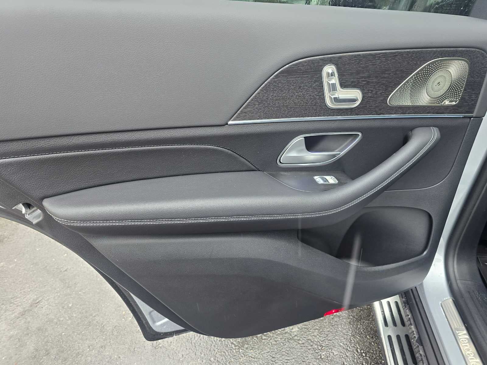 2026 Mercedes-Benz GLS 450 GLS 450