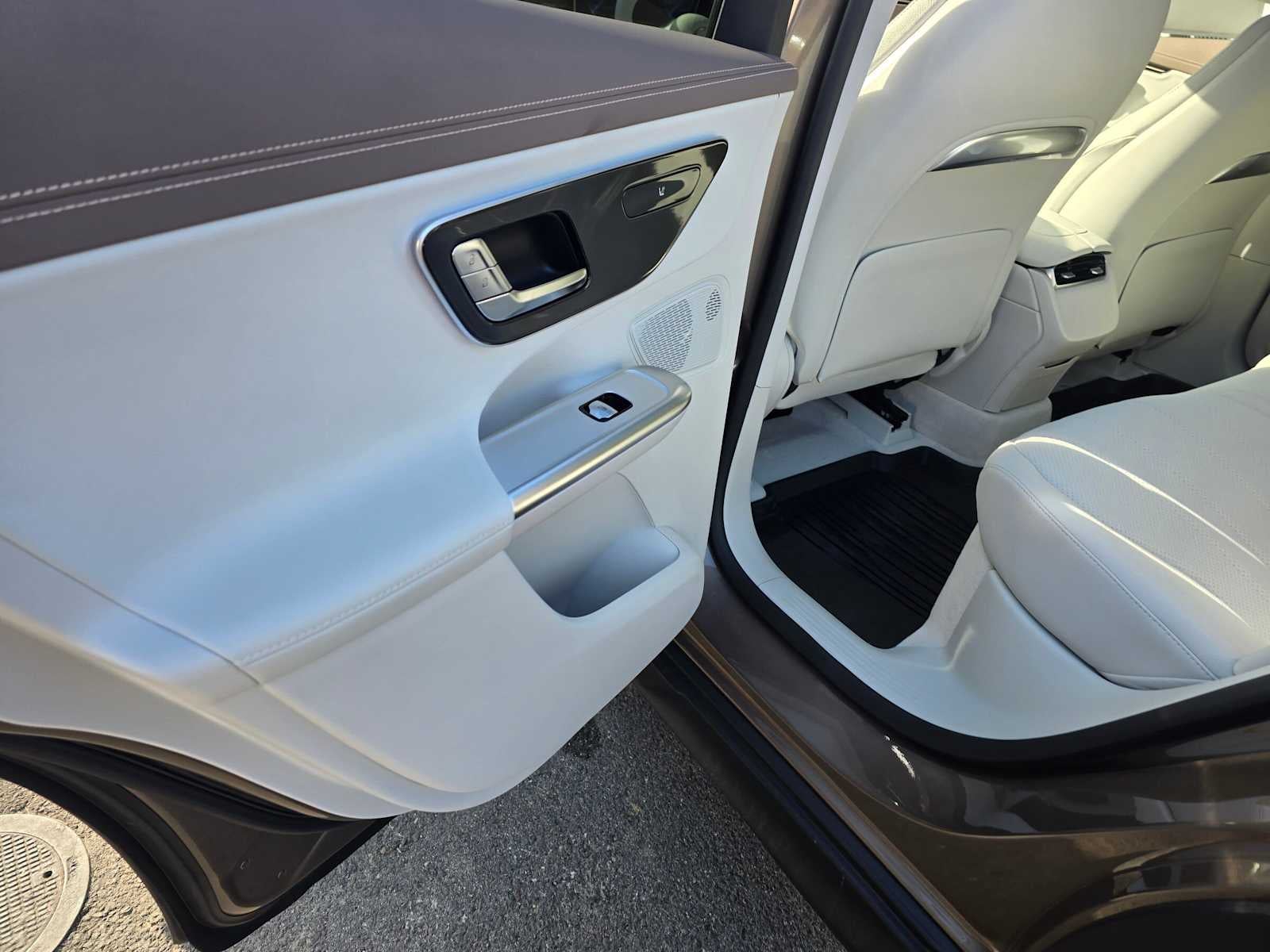 2027 Mercedes-Benz EQE 320 4MATIC® SUV