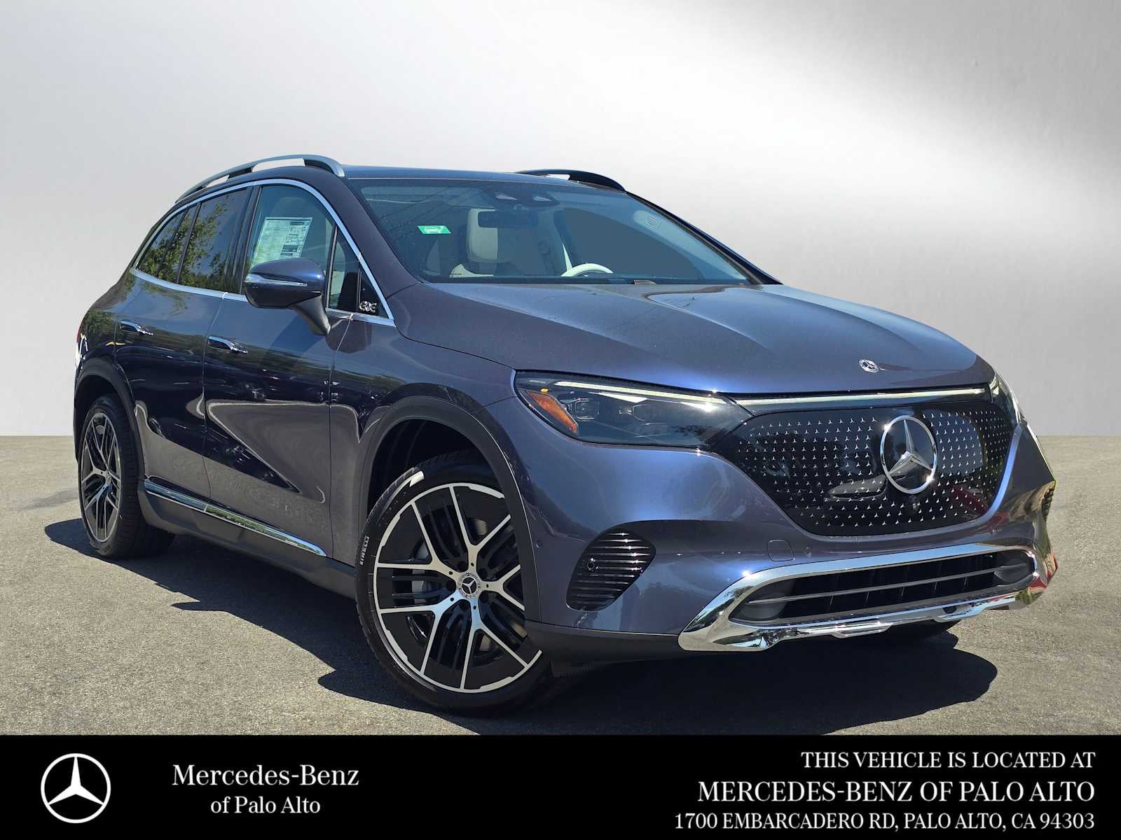 2026 Mercedes-Benz EQE SUV EQE 320+'s photo