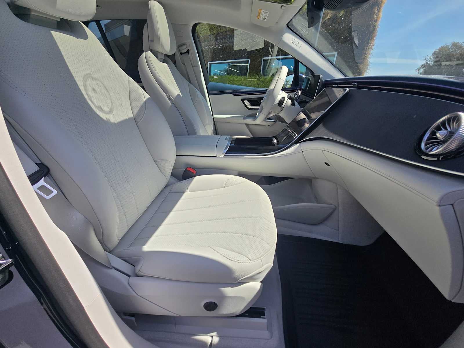 2026 Mercedes-Benz EQE 320+ SUV