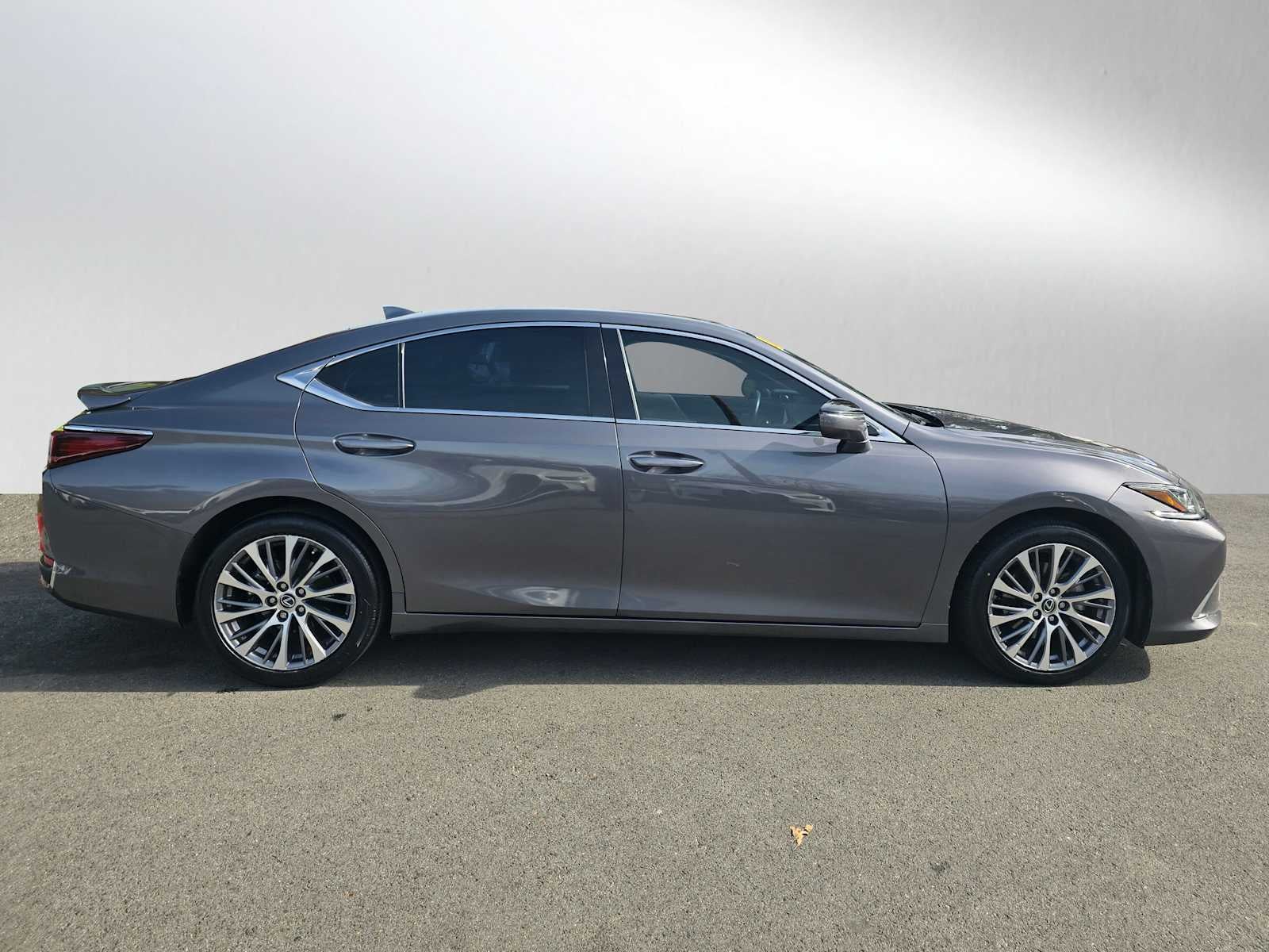 2020 Lexus ES ES 300h FWD
