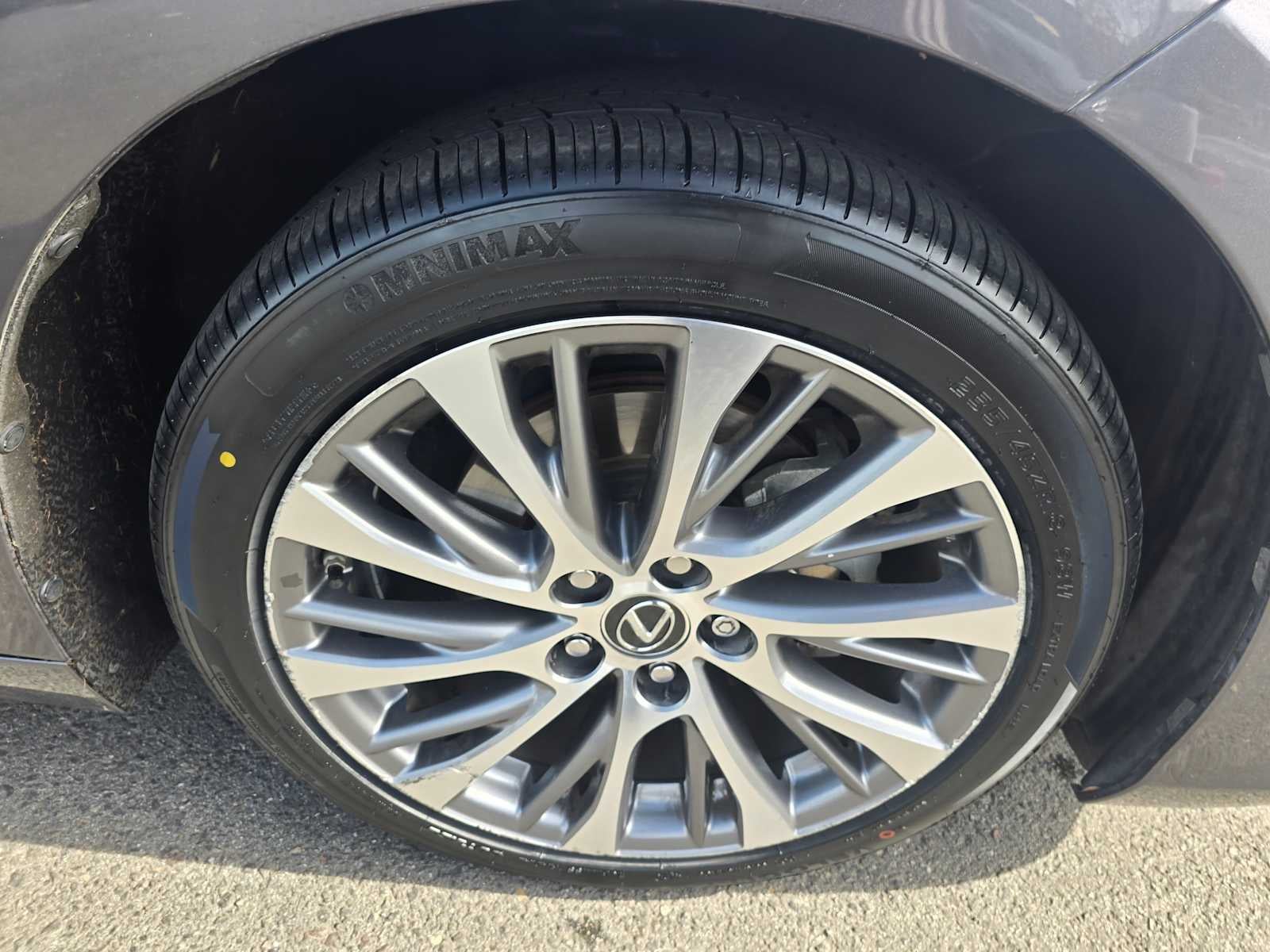 2020 Lexus ES ES 300h FWD