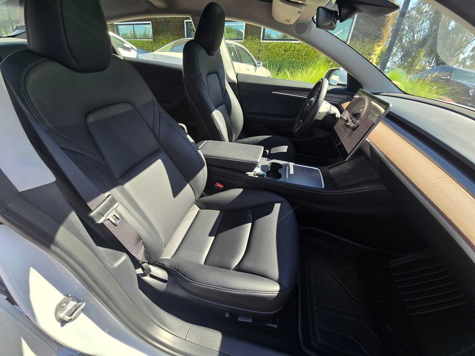 2023 Tesla Model 3 RWD