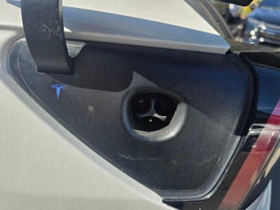 2023 Tesla Model 3 RWD