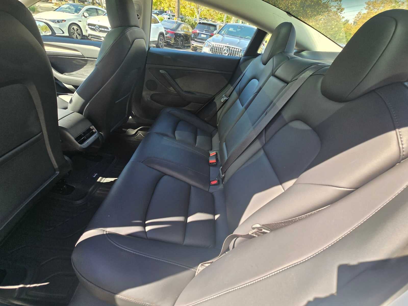 2023 Tesla Model 3 RWD