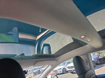 2023 Tesla Model 3 RWD