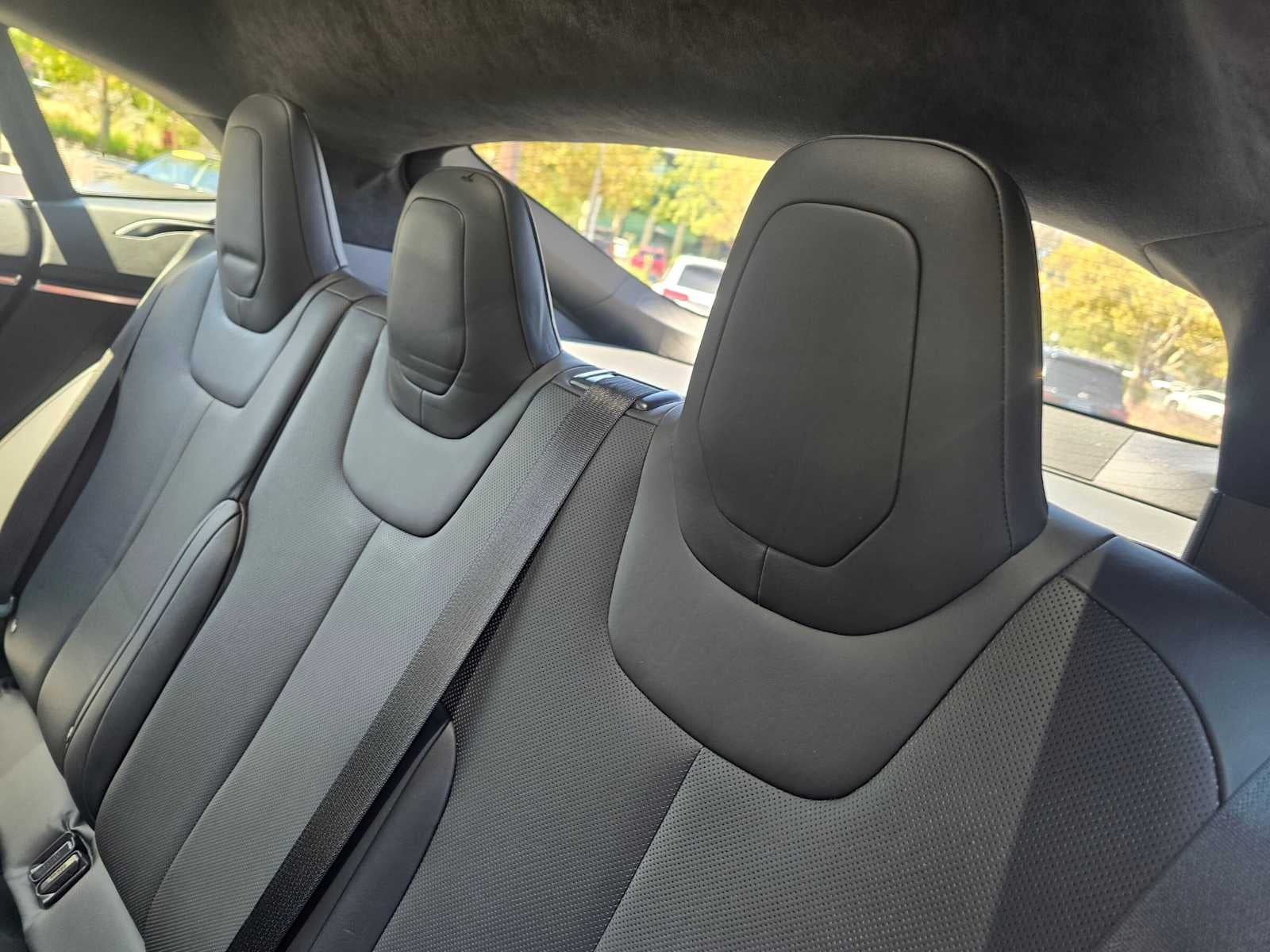 2017 Tesla Model S 75D