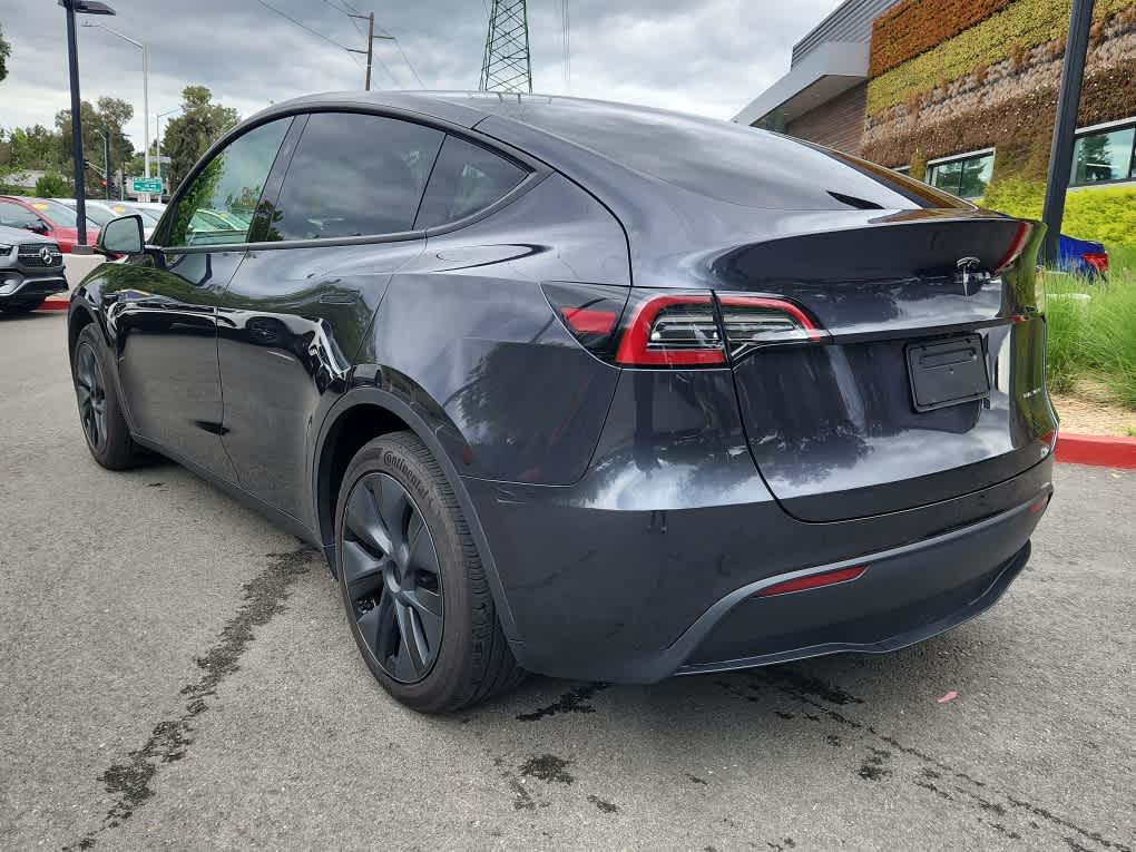 2024 Tesla Model Y Long Range