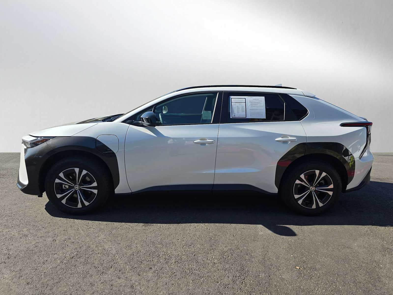 2024 Toyota bZ4X XLE