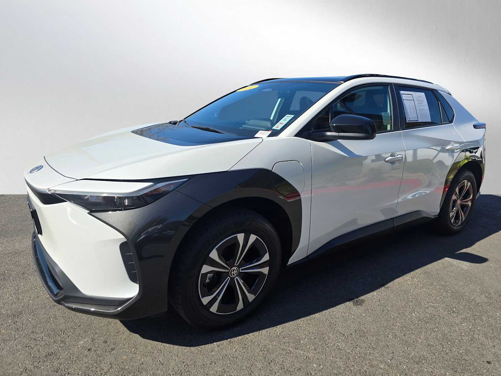 2024 Toyota bZ4X XLE