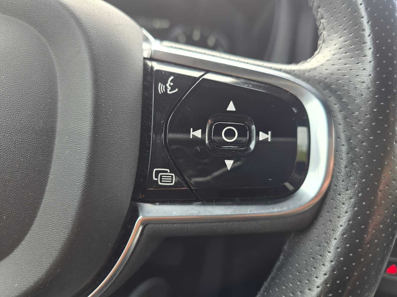 2019 Volvo XC60 Inscription