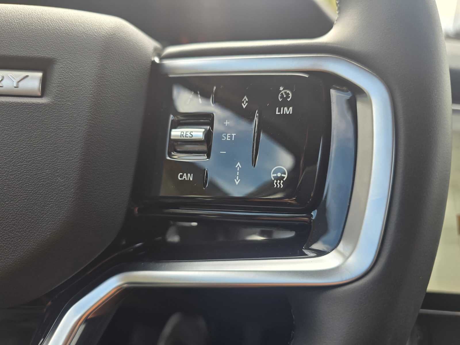 2025 Land Rover Discovery Sport S