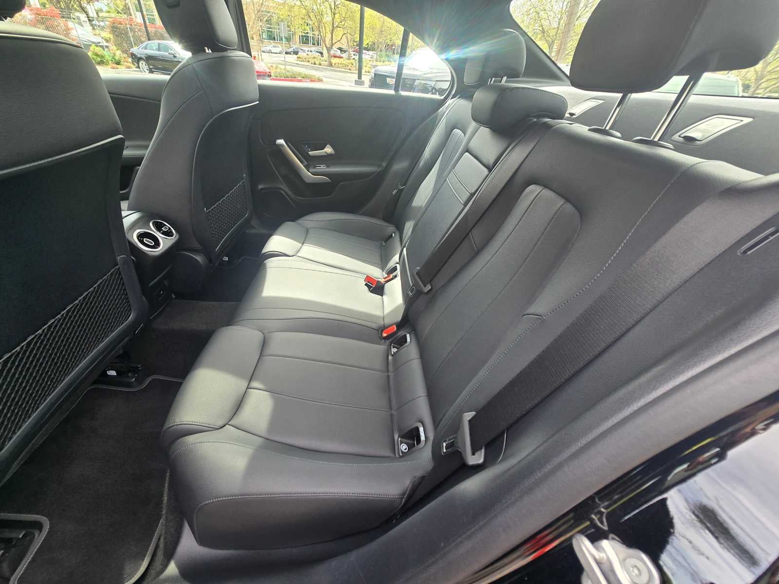 2022 Mercedes-Benz A 220 4MATIC® Sedan