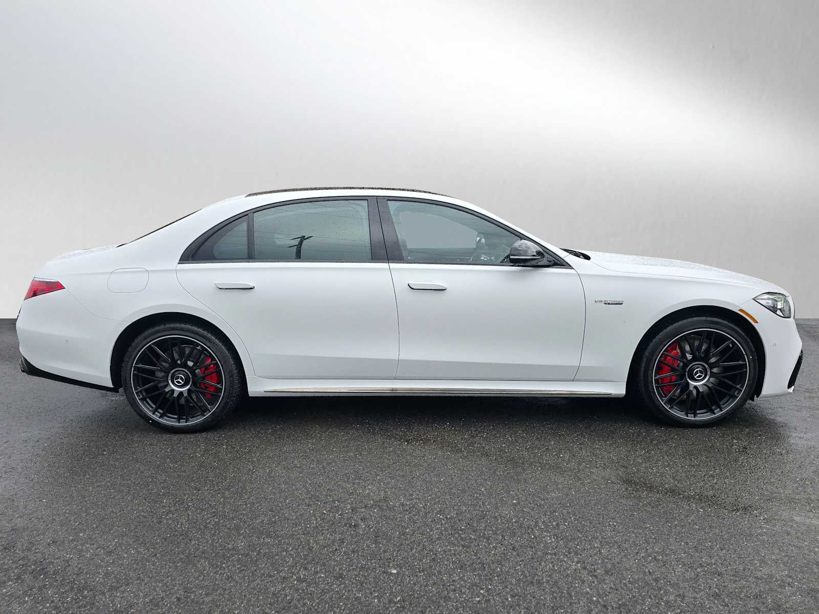 2026 Mercedes-Benz AMG® S 63 E 4MATIC® Sedan