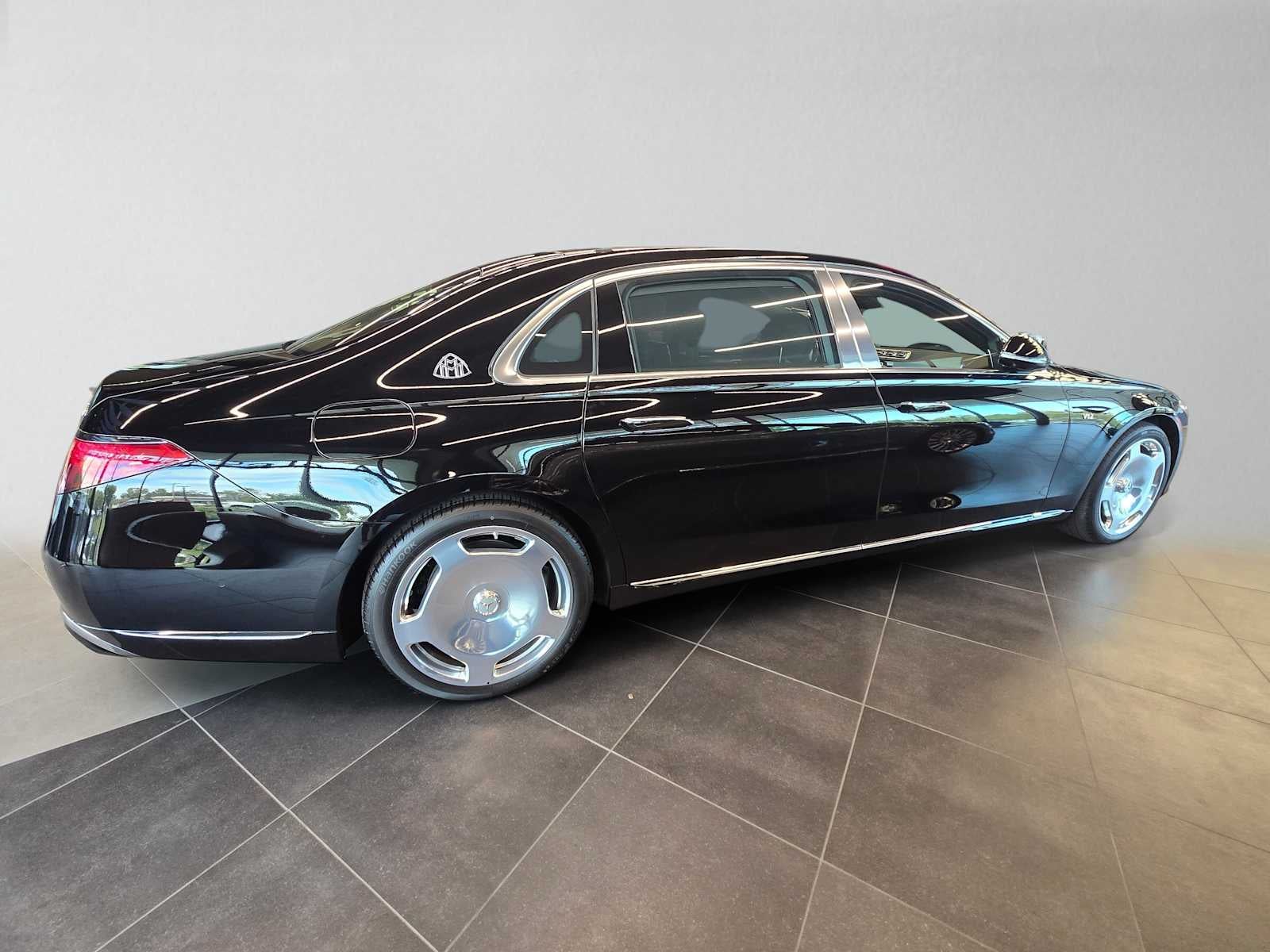 2026 Mercedes-Benz Maybach S 680 4MATIC® Sedan