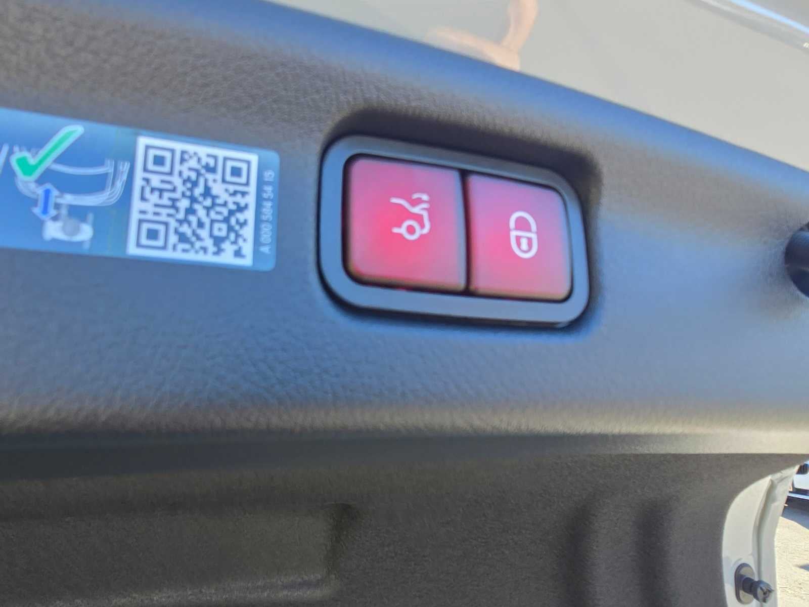 2026 Mercedes-Benz C 300 Sedan