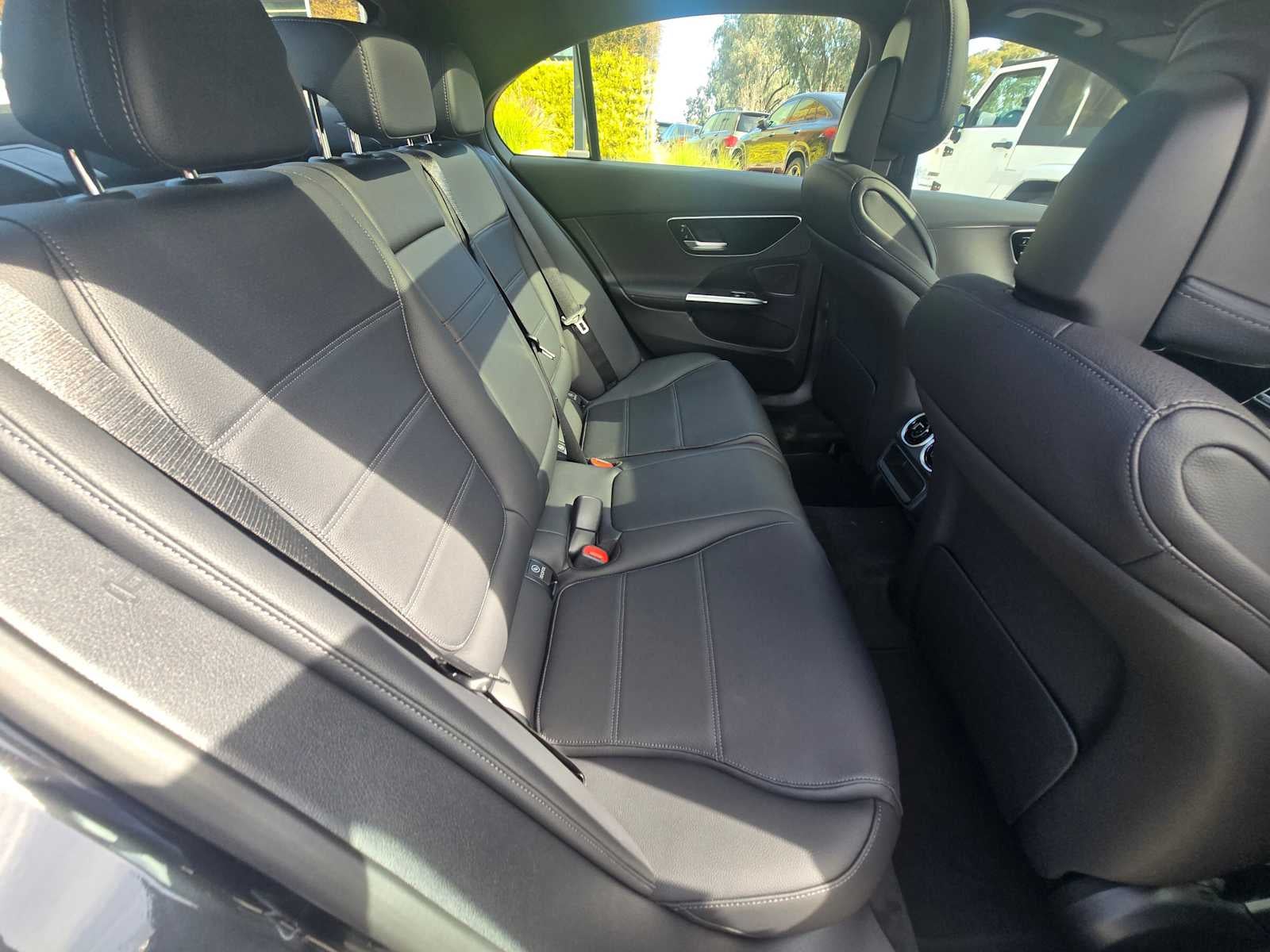 2026 Mercedes-Benz C 300 C 300