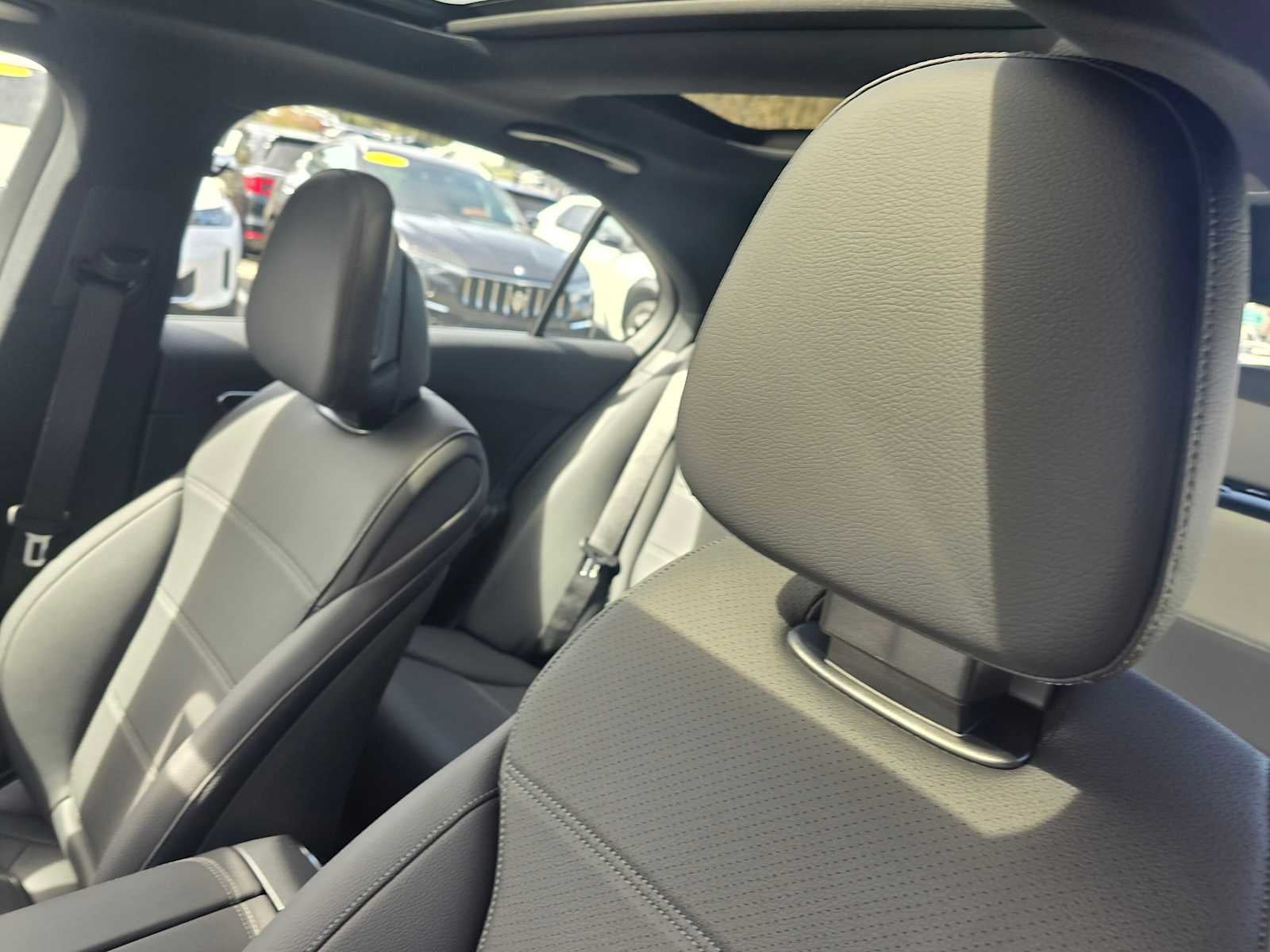 2026 Mercedes-Benz C 300 C 300