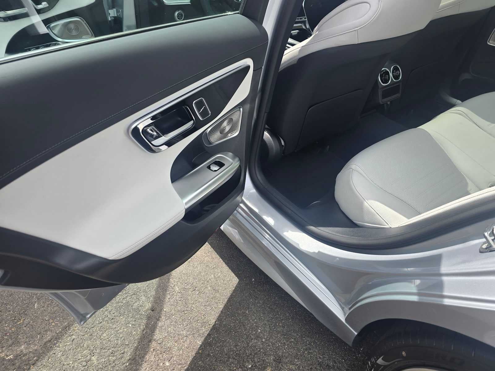 2026 Mercedes-Benz C 300 Sedan