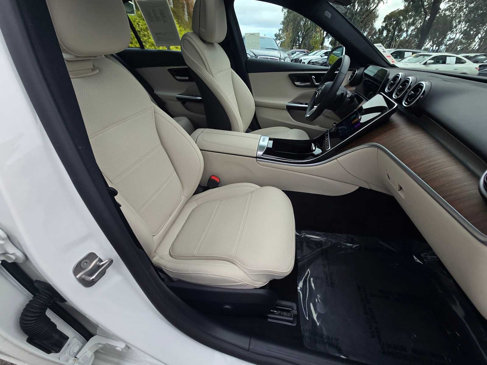 2025 Mercedes-Benz C 300 4MATIC® Sedan