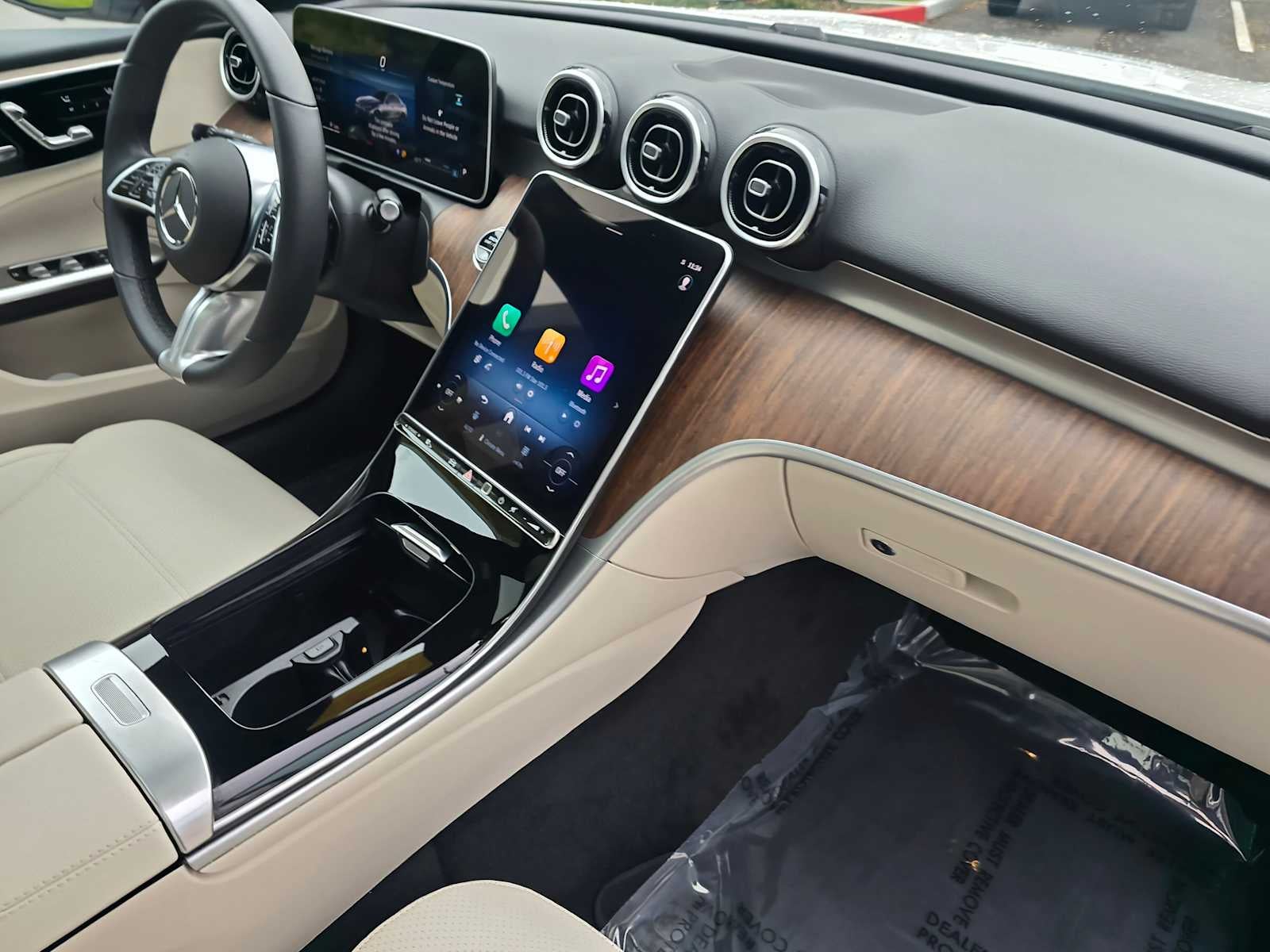 2025 Mercedes-Benz C 300 4MATIC® Sedan