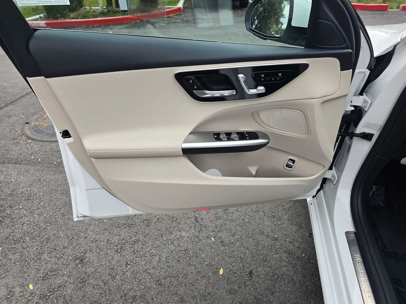 2025 Mercedes-Benz C 300 4MATIC® Sedan