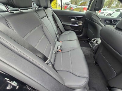 2026 Mercedes-Benz C 300 C 300