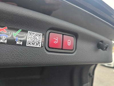 2026 Mercedes-Benz C 300 C 300