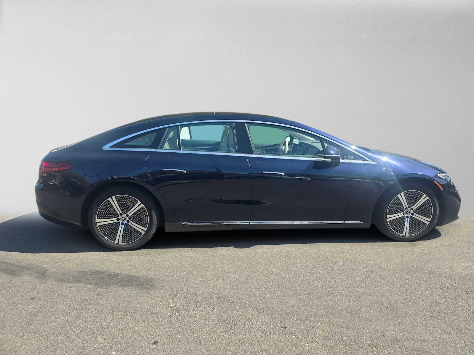 Used 2023 Mercedes-Benz EQS Base with VIN W1KCG2DB0PA023370 for sale in Palo Alto, CA