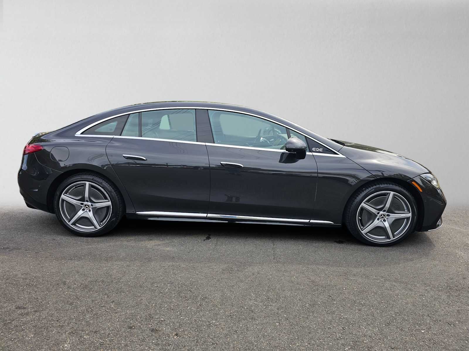 2023 Mercedes-Benz EQE 350 4MATIC®+ Sedan