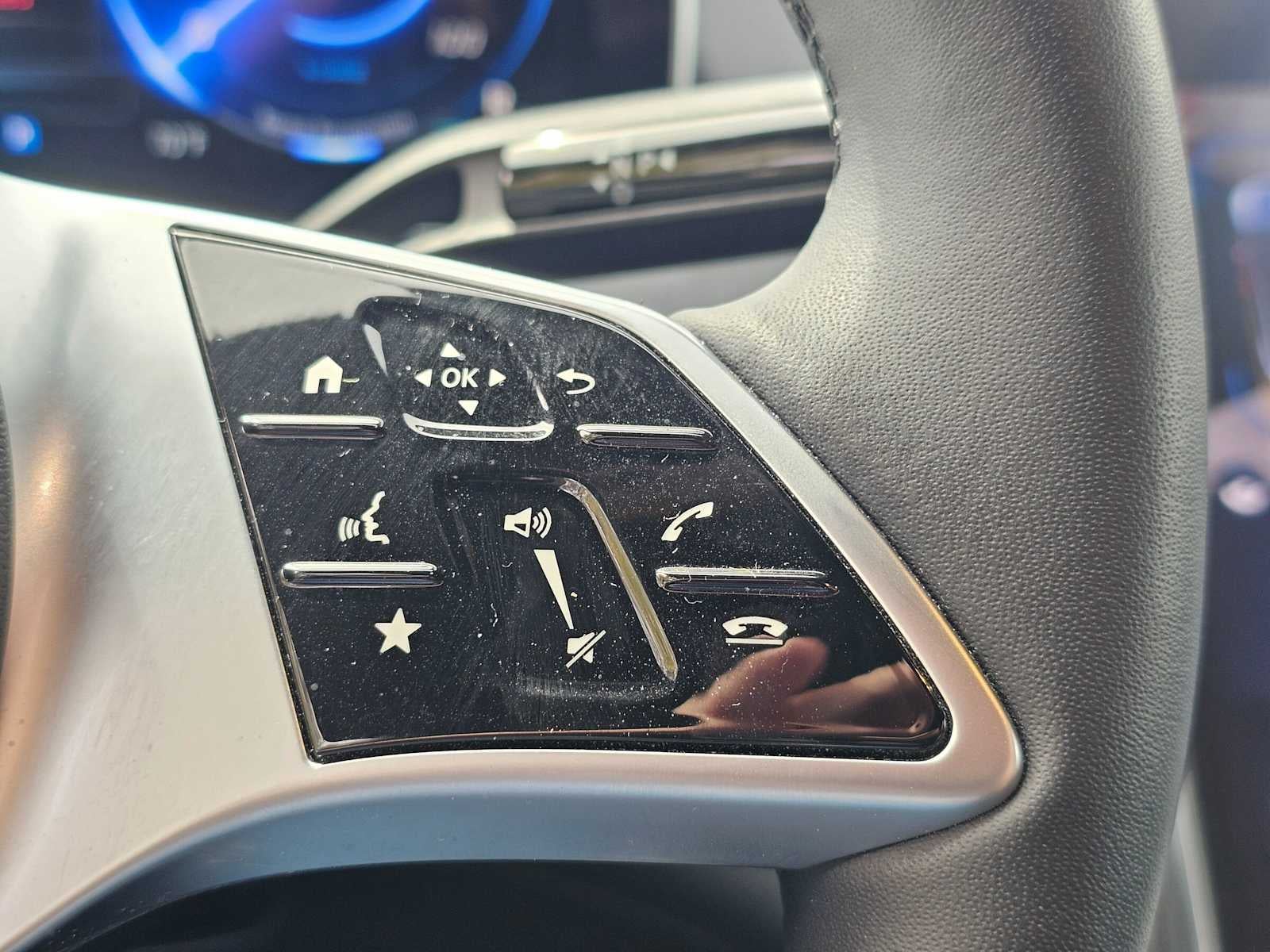 2023 Mercedes-Benz EQE 350 4MATIC®+ Sedan