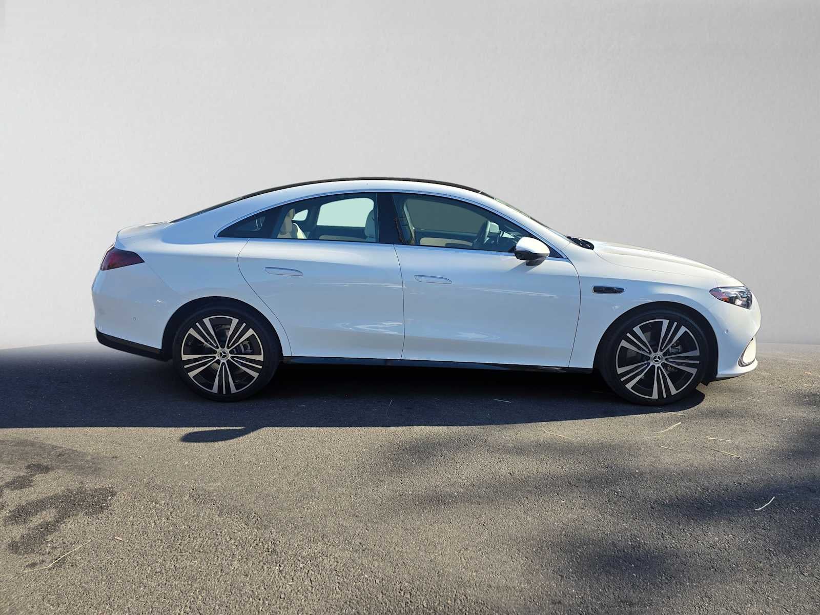 2027 Mercedes-Benz CLA 220 Hybrid FWD