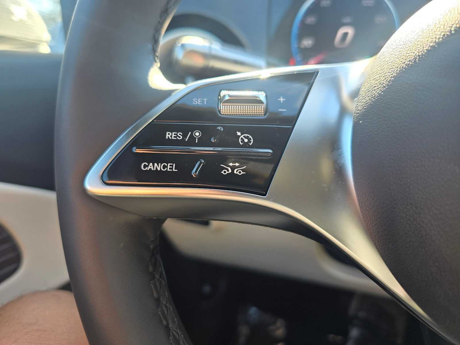 2027 Mercedes-Benz CLA 220 Hybrid FWD